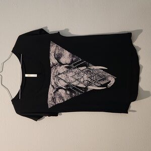 Womans Elephant Rinestone Top Size Large